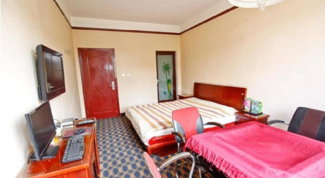 Caijiapo Prince Business Hotel, Prenota Hotel Baoji Shaanxi