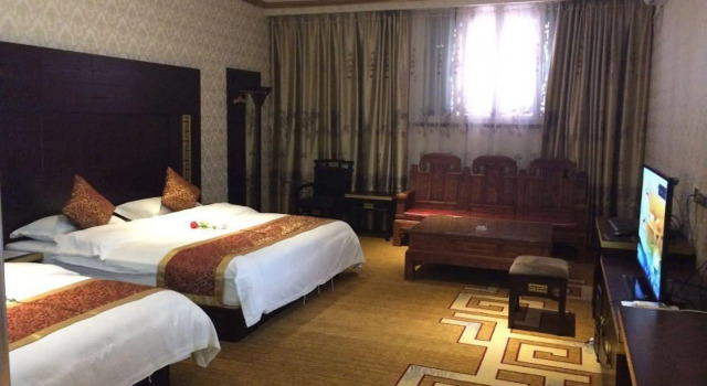 Sanlong Hotel in Kaiyuan City, Book Hotel Lebaidao Yunnan