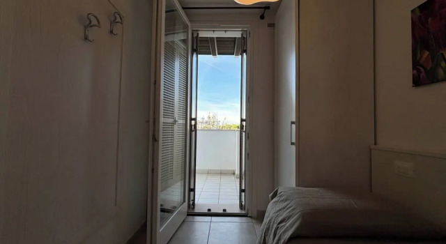 Flat With Swimming Pool and Balcony, Забронировать Отель Бибионе-Пинеда Венето, рядом с Долина Вальгранде