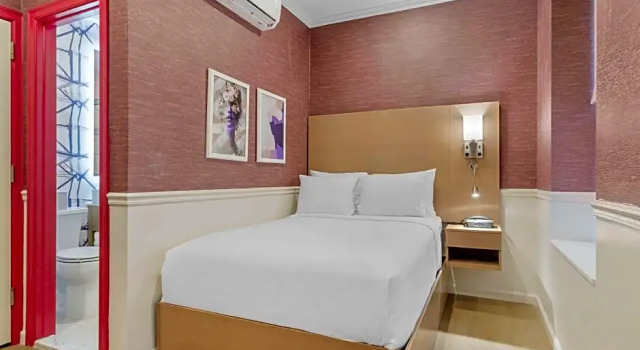 Двухместный номер Standard с видом на город citizenM New York Times Square