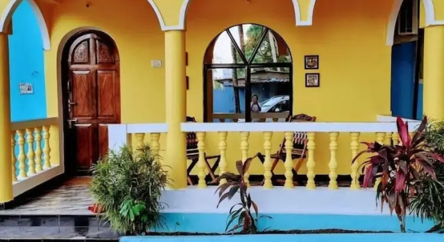 Aurro, Rezerwuj Hotel Morjim North Goa