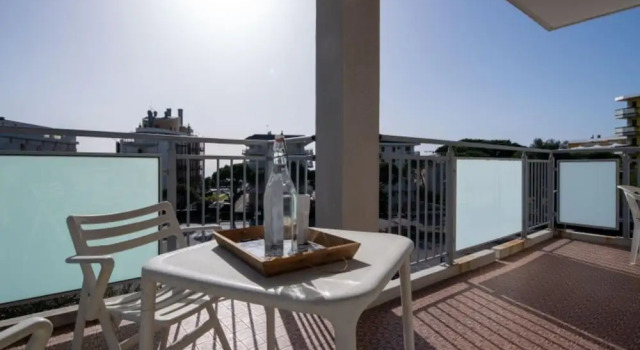 Studio Apartment With Pool in Jesolo, Забронировать Апартаменты/квартира Апартаменты Лидо ди Езоло, Апартаменты/квартира