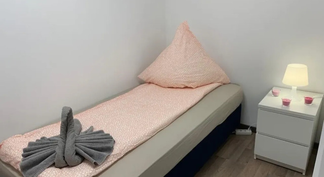 Köln Aachener Weiher WG 1-4, Rezerwuj Apartament Eil Kolonia