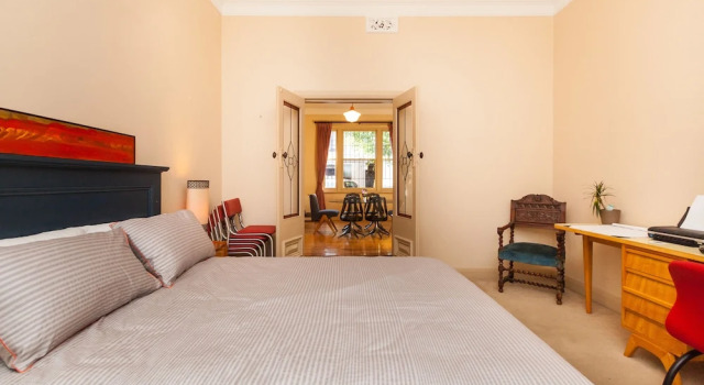 Апартаменты Premium MADELINE, 1BDR Fitzroy Apartment