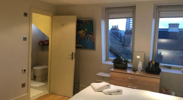Georgiana's Guest House, Забронировать Гостевой дом Гостевые дома Лондона, рядом с Design Centre, Chelsea Harbour, Гостевой дом