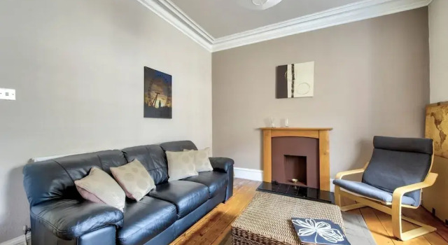 Cosy 2BR Flat Near King's Theatre, Забронировать Отель Отели Эдинбурга 3 звезды, рядом с Central Library, 3*
