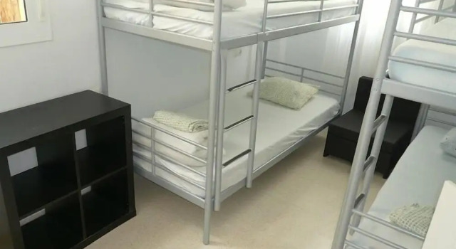 Кровать в общем номере (женский номер) Cádiz INN Hostel