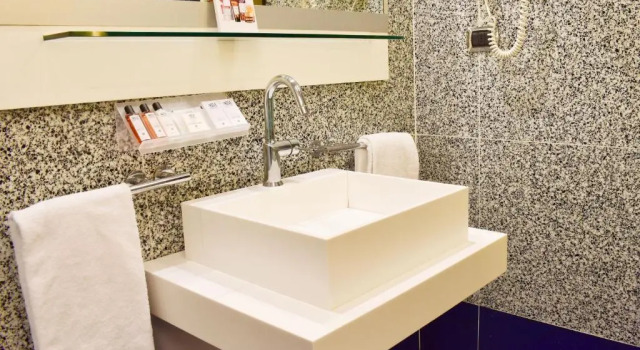 Одноместный номер Standard Best Western Plus Hotel Universo