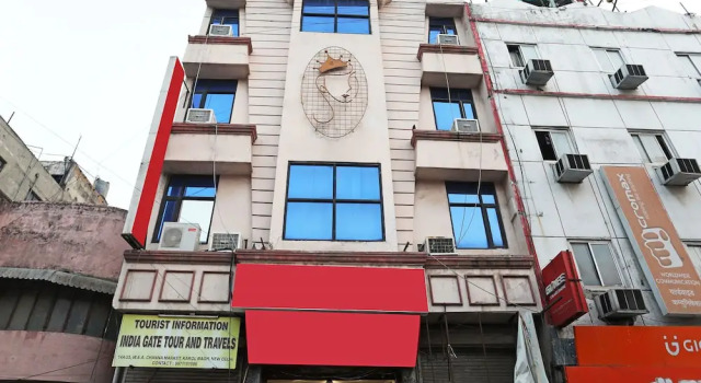 OYO 9765 Hotel Royal Queen, Забронировать Отель Отели Нью-Дели с завтраком, Завтраки