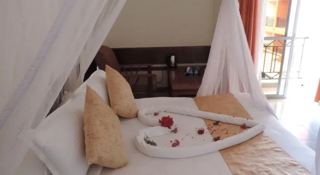 Meru Slopes Hotel