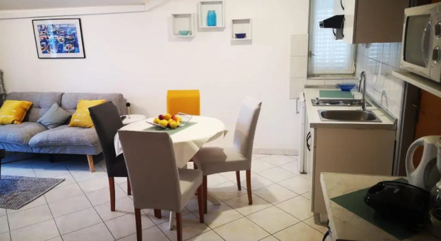 Апартаменты Apartments Suri