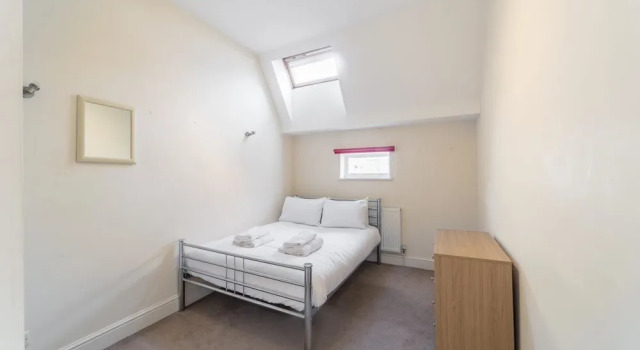 NEW Superb 2BD Flat Near Centre in Bermondsey, Buchen Sie Hotel London Großraum London