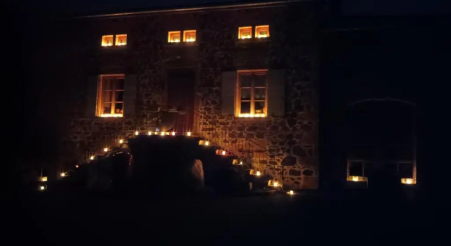 Domaine de la Poyat, Prenota Hotel Legny 