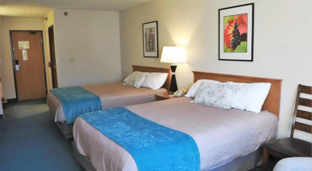 Standard Vierer Zimmer Heritage Inn