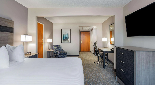 Wingate by Wyndham Lima, Rezerwuj Hotel Lima Ohio