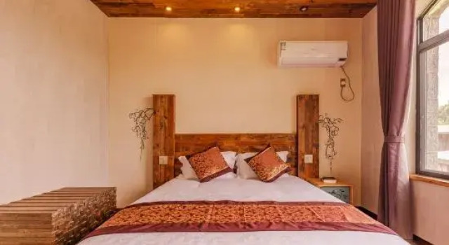 Двухместный люкс с балконом WUA LAI Boutique Hotel Chiang Mai