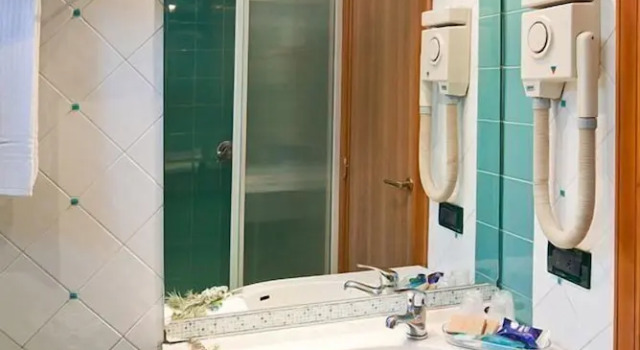 Номер Comfort HOTEL QUADRIFOGLIO