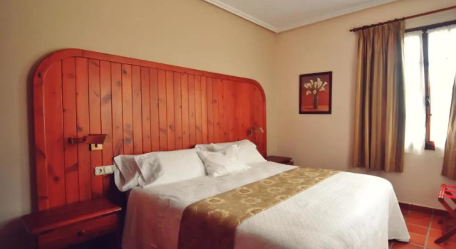 Двухместный номер Standard с видом на горы Pazo Revel Hotel & Resort