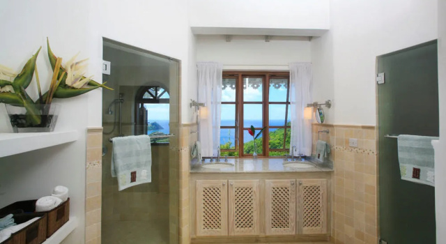 Anantha Asmani Villa, Book Villa Villas in Castries, Villa