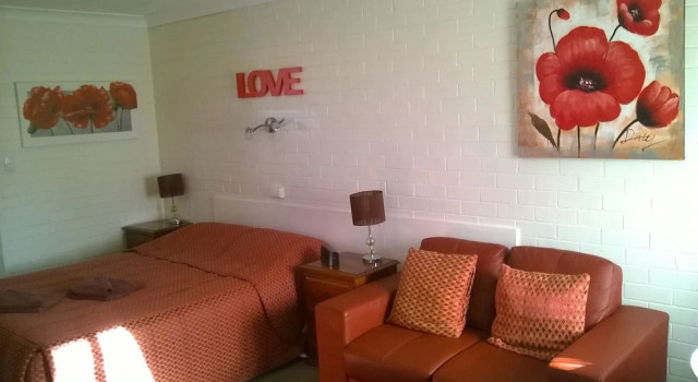Двухместный номер Standard Colonial Inn Motel