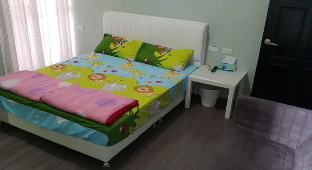 Poko B&B, Забронировать Отель «постель и завтрак» Отели в центре Магун, в центре