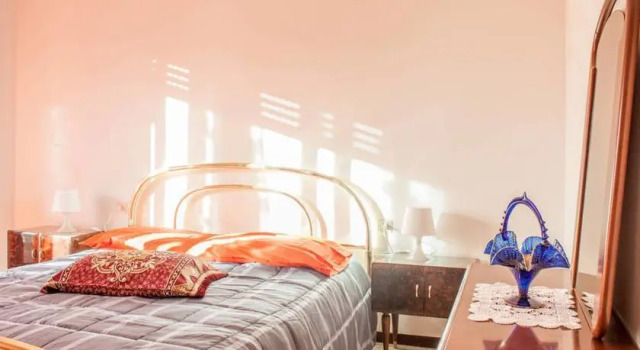 Blue Residence - Lake Como - WiFi Free, Book Apartment Hotels in Bellano with Parking, Parking