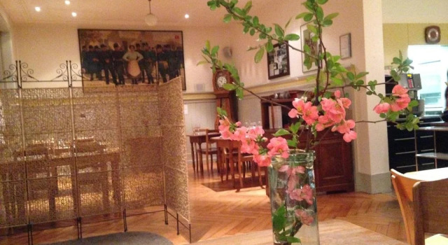 Hôtel de la Gare, La Petite Gilberte, Prenota Hotel  
