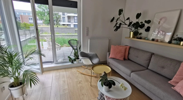 WS Lovely Garden&Parking Apartment, Boek Appartement Hotels in Klein-Polen met parkeren, Parkeren