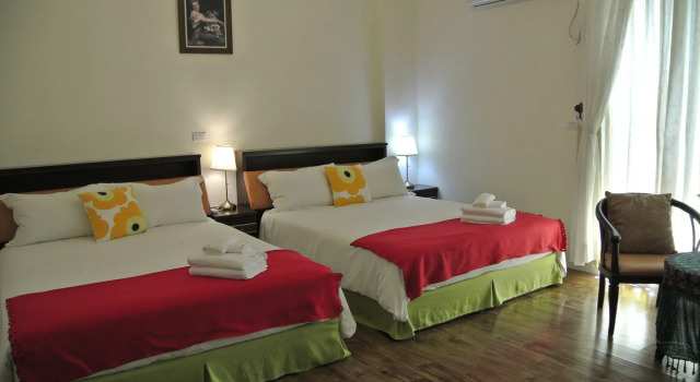 上弦月民宿 l 民宿編號1238, Book Bed and Breakfast Taitung China