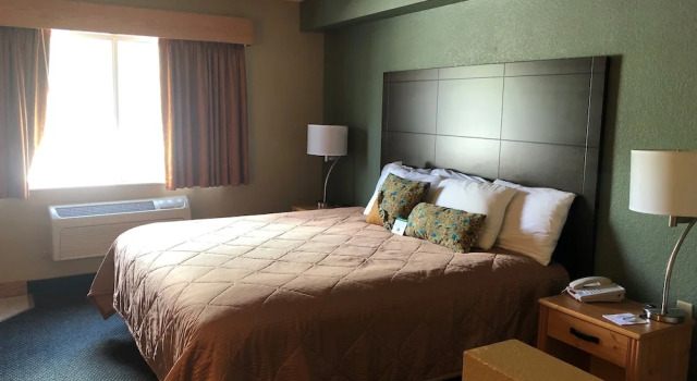 Двухместный люкс Boarders Inn & Suites by Cobblestone Hotels - Fayette