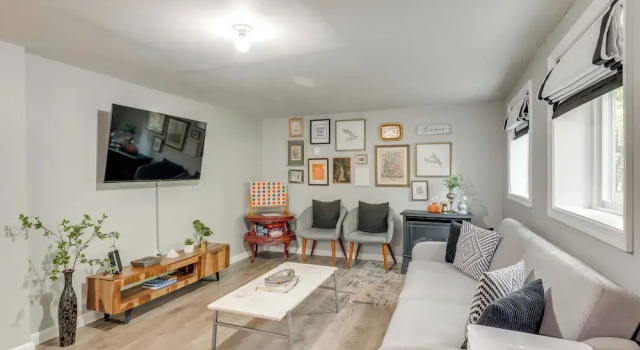 Коттедж Game Room & Deck: Family Home in Tobyhanna!