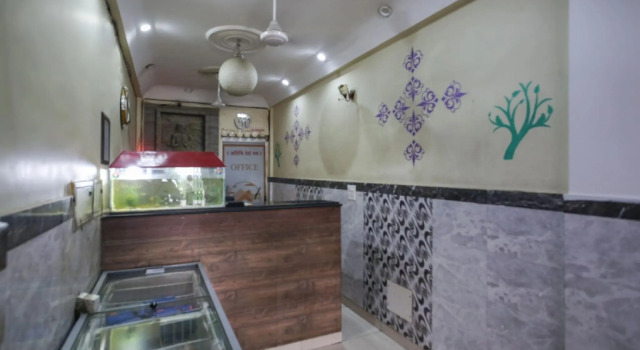 OYO 82777 Hotel Alfa, Book Hotel Gagret Punjab