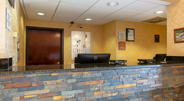 Quality Inn & Suites Richburg I-77, Забронировать Отель Отели Южной Каролины с завтраком, Завтраки