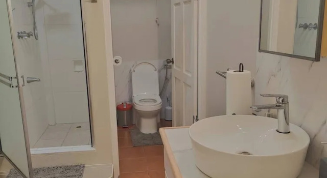 Апартаменты c 1 комнатой Stylish 1-bed Opposite Queens Park Savannah