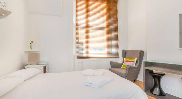 FG Property - West Kensington, Beaumont Crescent, Забронировать Отель Лондон Большой Лондон, рядом с Выставочный центр Olympia