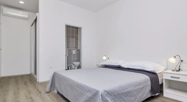 Villa Maslina, Buchen Sie Villa Hotels in Gespanschaft Split-Dalmatien mit Pool, Schwimmbad