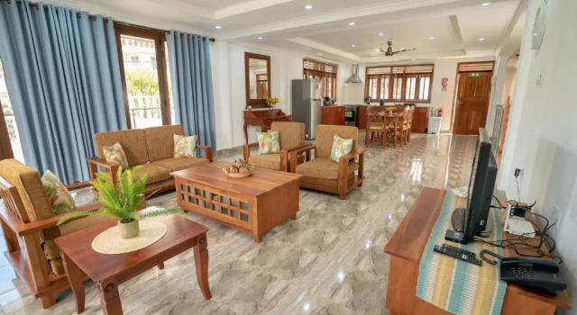 Апартаменты с 2 комнатами La Maison Hibiscus Self Catering Accommodation