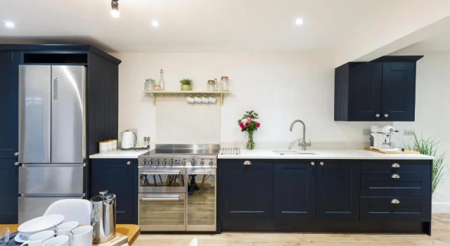 Cotham Garden Apartment By Cliftonvalley Apartments, Varaa Huoneisto Asunnot kohteessa Merseyside, Huoneisto