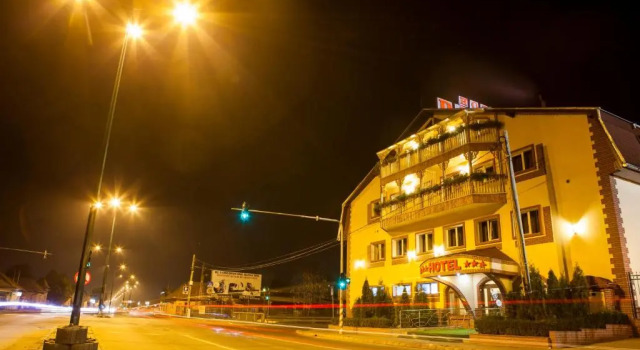 Hotel Darina, Varaa Hotelli Târgu-Mureş 