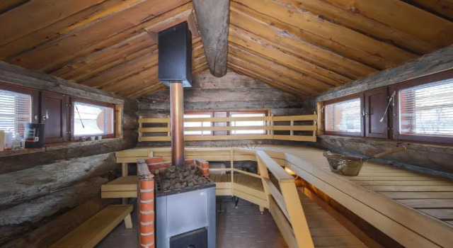 Osman Kelohovi, Book Hotel Utsjoki Lapland Finland