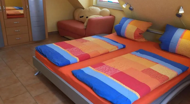 Moderne Ferienwohnung für 4 Personen mit Balkon, Забронировать Отель Остзебад-Бинц 