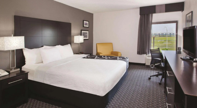 Двухместный номер La Quinta Inn & Suites by Wyndham Charleston Riverview