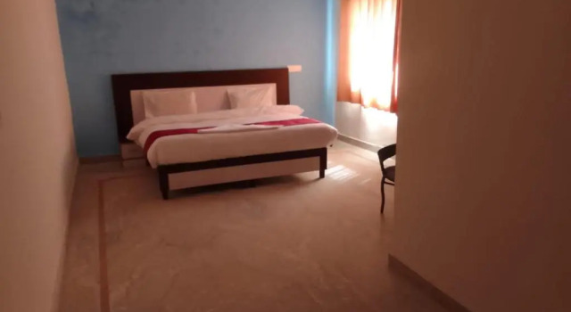 Hotel Rajvanshi By WB Inn, Забронировать Отель Гургаон 