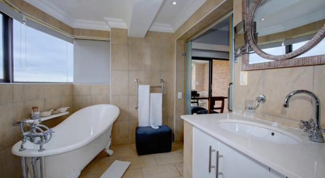 Номер Superior African Oceans Manor on the Beach