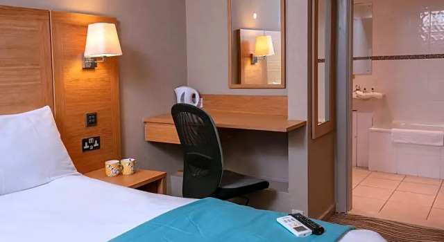 Номер Economy Best Western Heath Court Hotel
