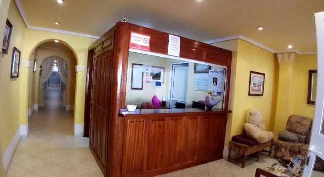 Hostal Pineda, Rezerwuj Hotel Noja 