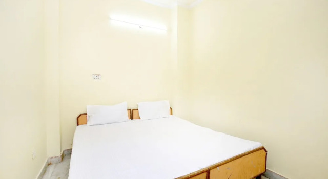 Spot On 43673 Hotel New Mehak Palace