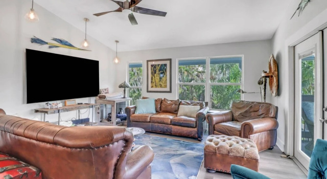 16501 Arbor Ridge Dr, Забронировать Дом для отпуска Траклэнд Fort Myers Area, рядом с Sanibel Outlets