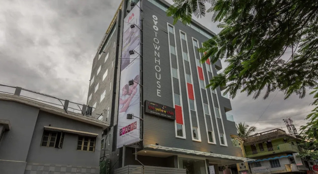 OYO Townhouse 019 Jayanagar, Забронировать Отель Отели Бангалора с завтраком, рядом с INOX Theatre, Завтраки