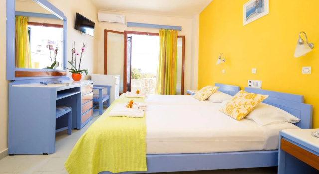 Raisakis Apartments